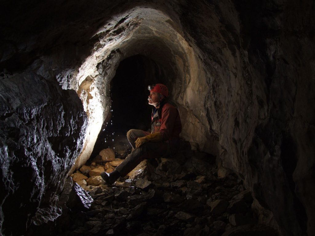 speleologie en haute savoie 74