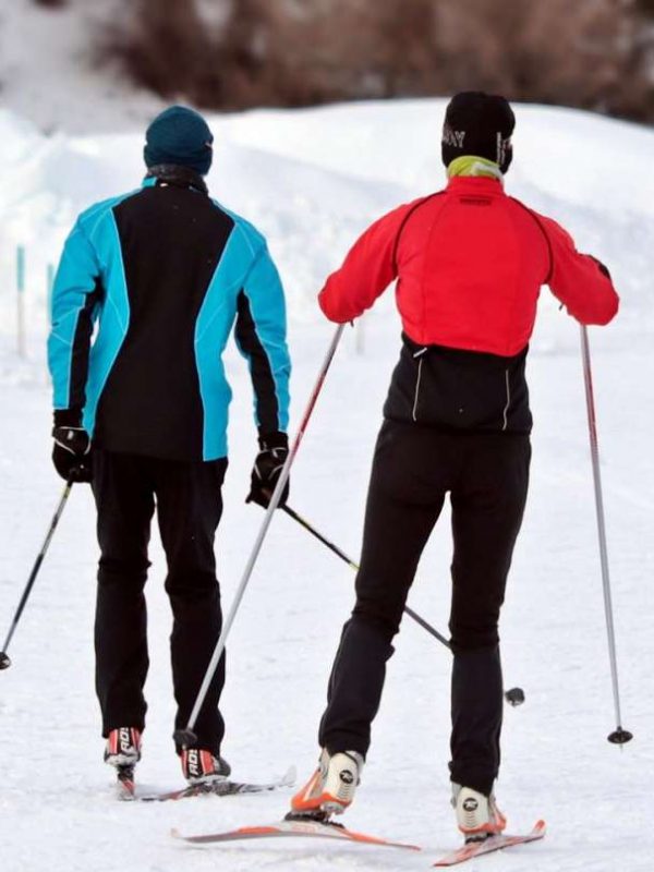 cross-country-skiing-ga582f6beb_1920